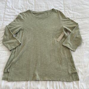 Chicos Top Women Medium Cool Sage Side Vent Tee 3/4 Sleeve Basic Knit NWT